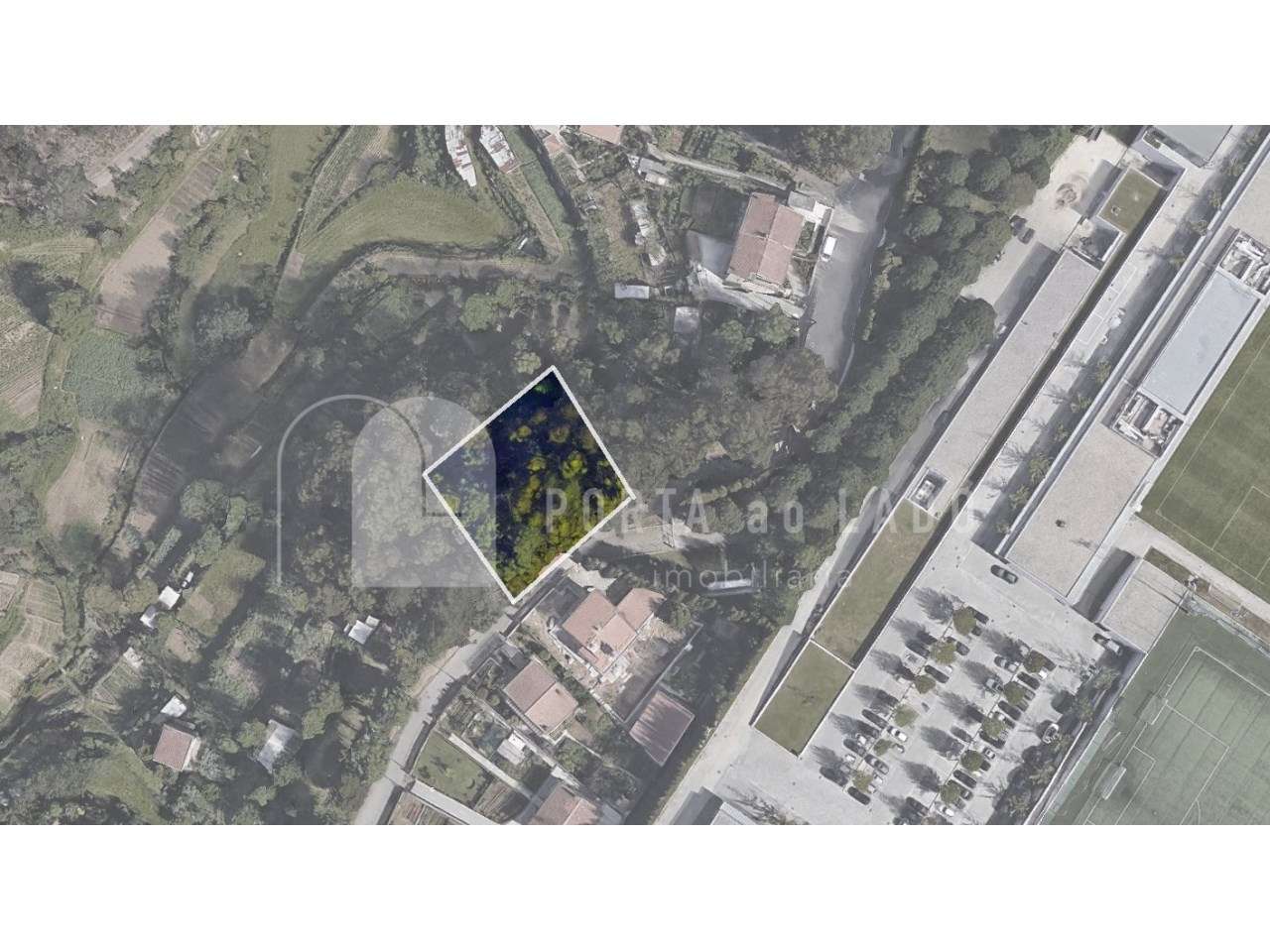 Terreno à venda em Olival – Vila Nova de Gaia | 1.440m² junto ao Centr - Grande imagem: 2/7