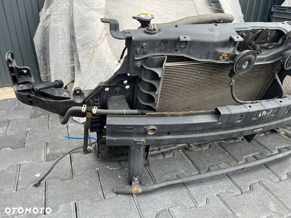 PAS PRZEDNI CHŁODNICE WENTYLATOR HYUNDAI I40 1,7 - 2