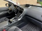 Peugeot 3008 1.6 HDi Active - 14