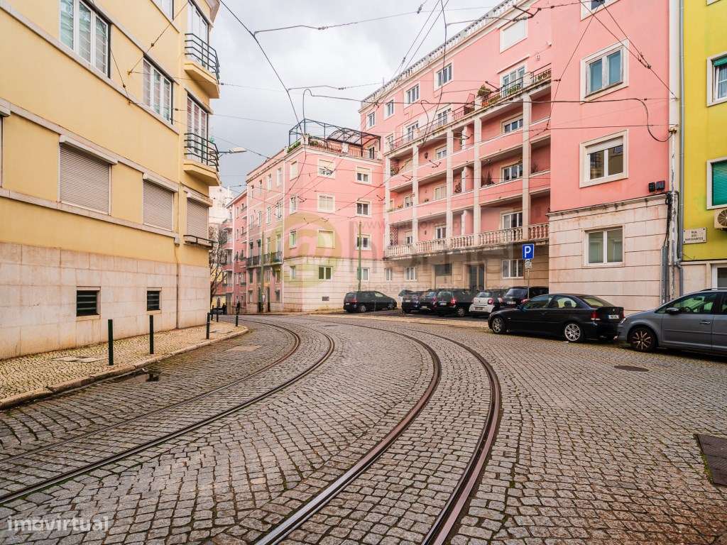 Apartamento T4+ 1 na Lapa-45