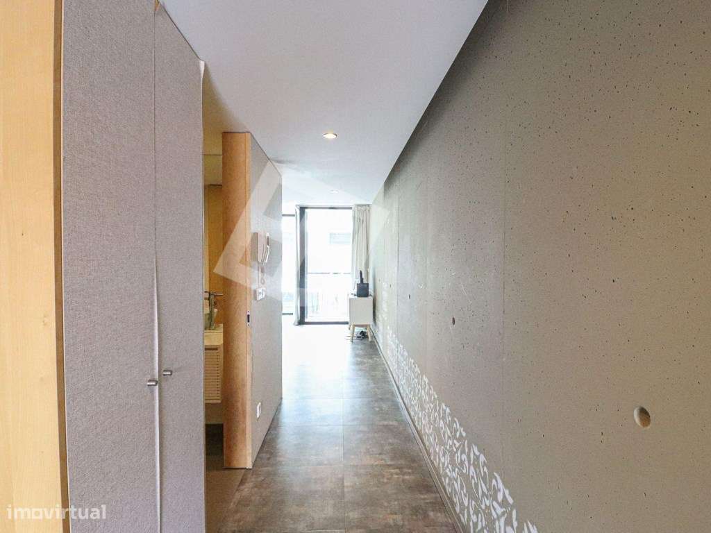 Apartamento T1 com Varanda - Com excelentes acessos | Aveiro - Grande imagem: 2/24