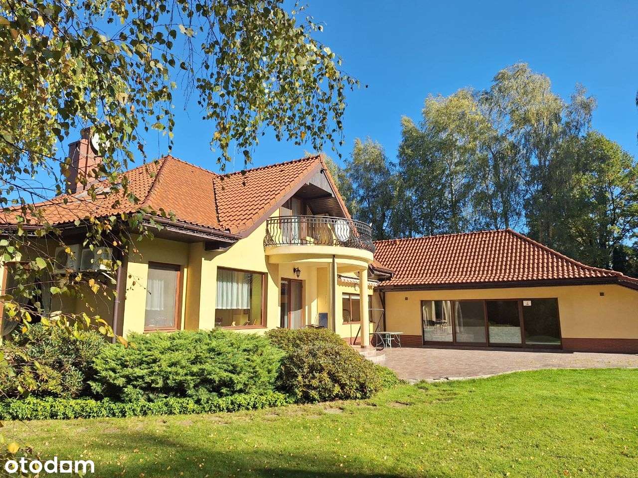 Dom z basenem w otulinie Lasu Łagiewnickiego-1