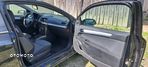 Opel Astra III GTC 1.9 CDTI - 11