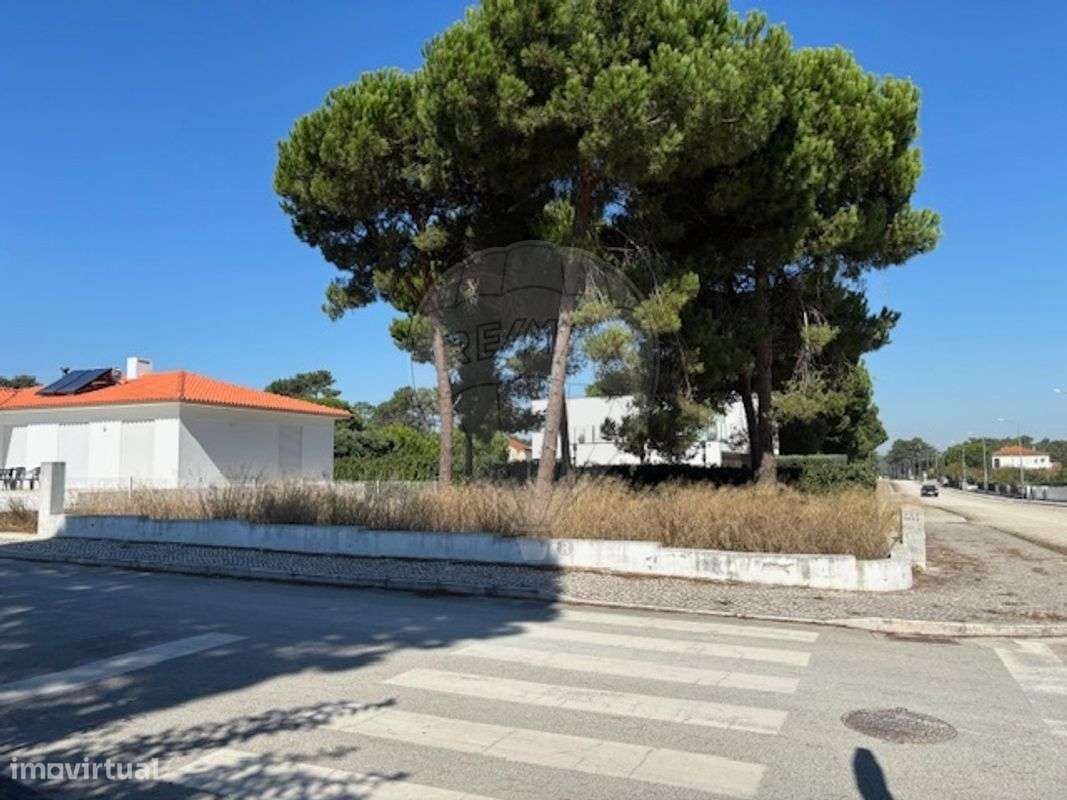 Terreno  para venda - Grande imagem: 2/25