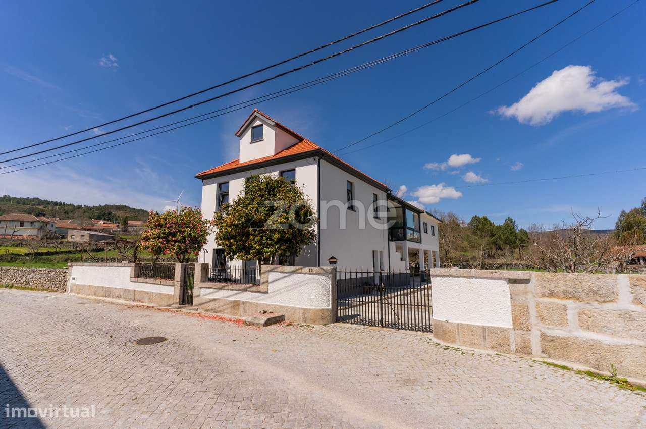 ESCAPADINHA NA MONTANHA OU INVESTIMENTO TURÍSTICO? - Grande imagem: 3/60