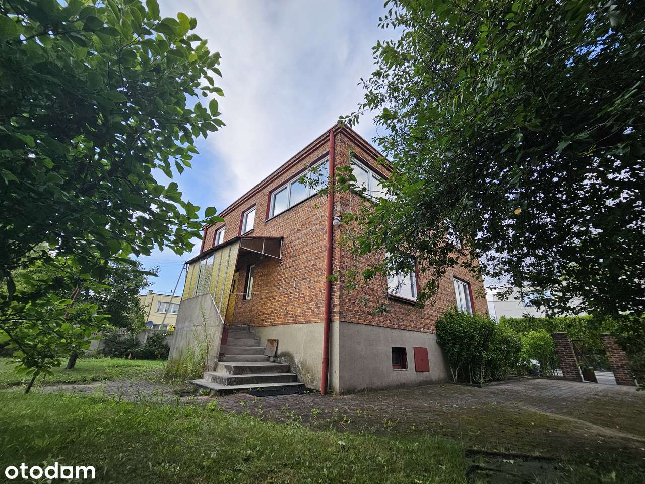 Dom z potencjałem – 7 pokoi, budynki gospodarcze, świetna lokalizacja! - Pełny obrazek: 5/20