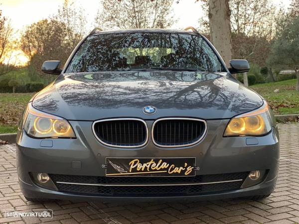 BMW 520 dA Touring Executive - 3