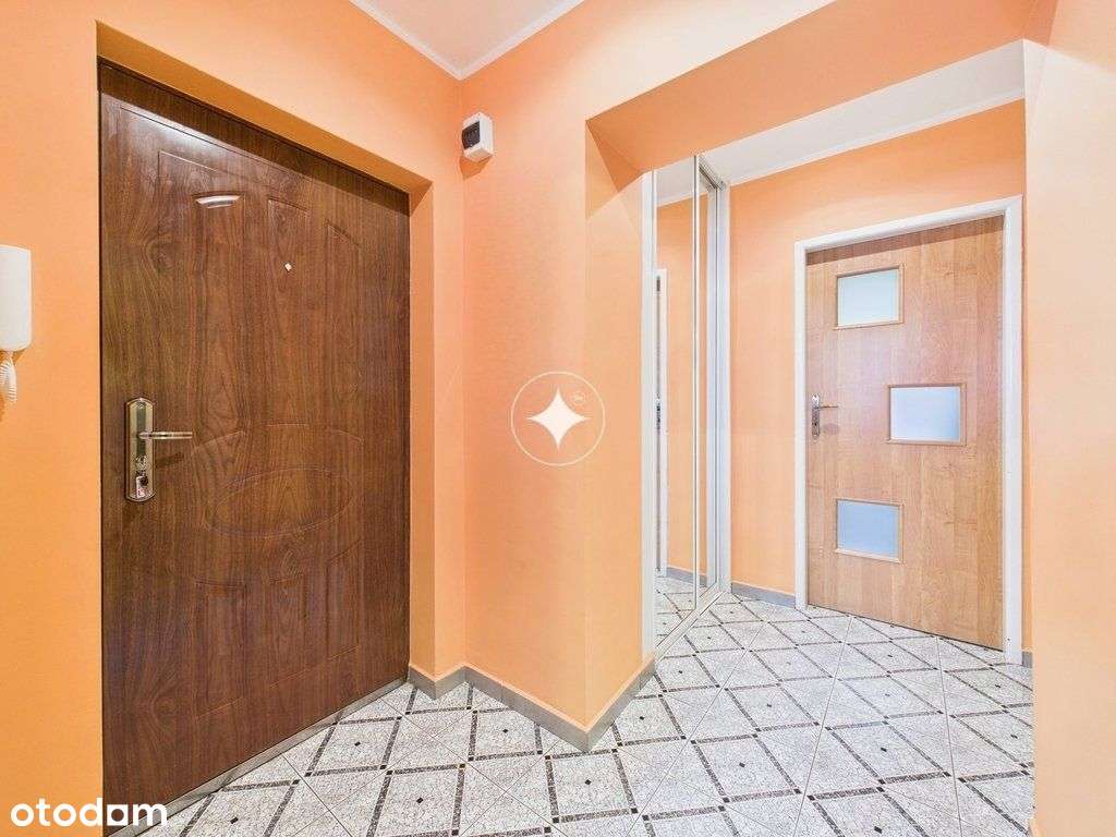 Trzypokojowe mieszkanie, os. Śródmieście-6