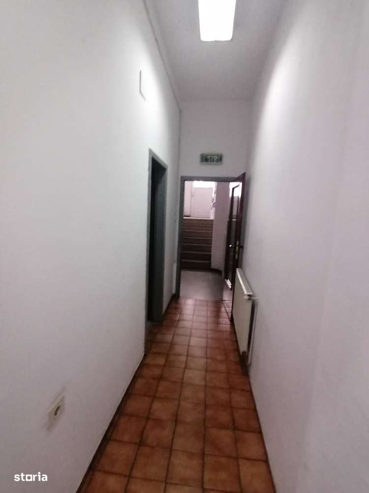 Spatiu-cladire comerciala in Brasov # RoBU Spatii Comerciale - Imagine principală: 5/6