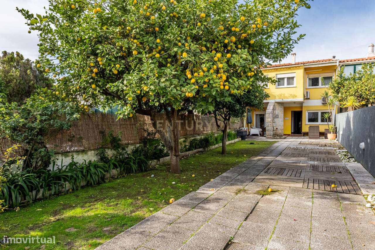 Moradia T5 em zona muito tranquila de Carcavelos - Grande imagem: 2/30