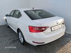 Skoda Superb 2.0 TDI DSG 4X4 Ambition - 3