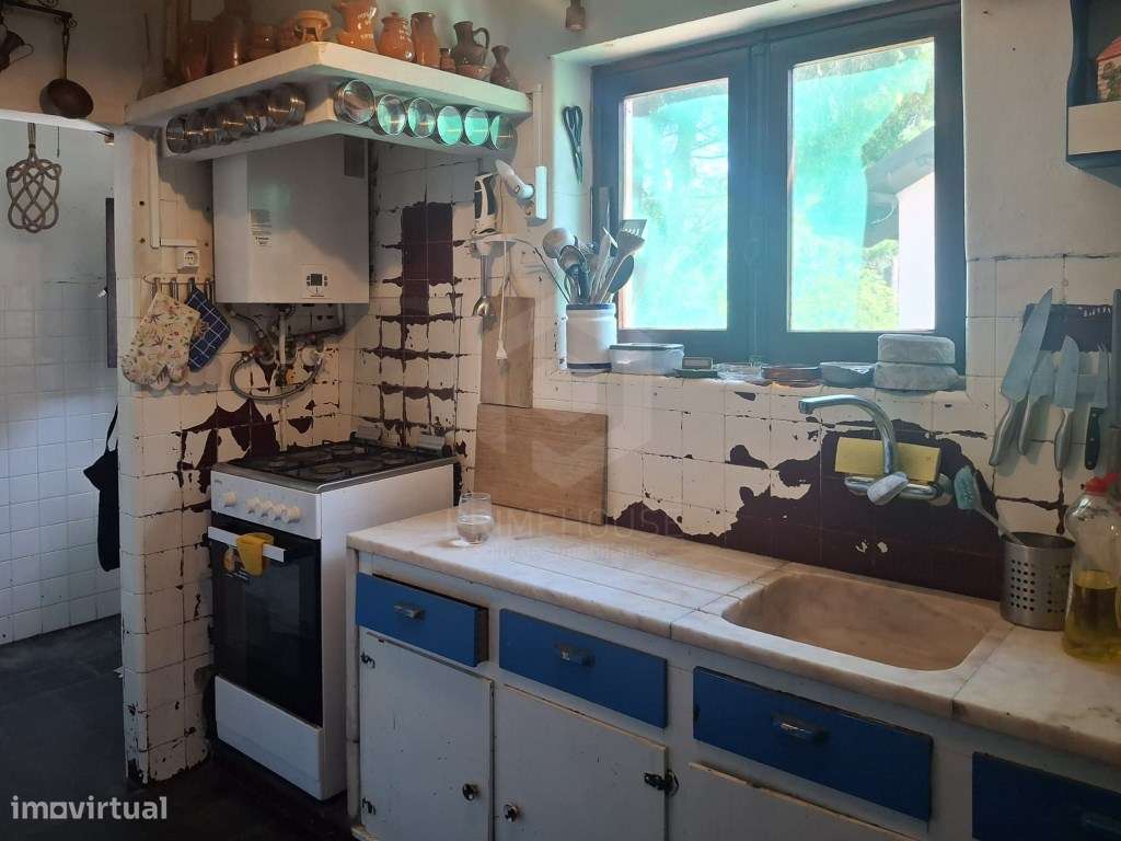 Moradia de Tradicional com Piscina em Lote de 2135 m² - Cotovia-31