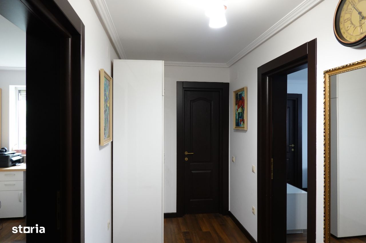 apartament 3 camere zona Meda