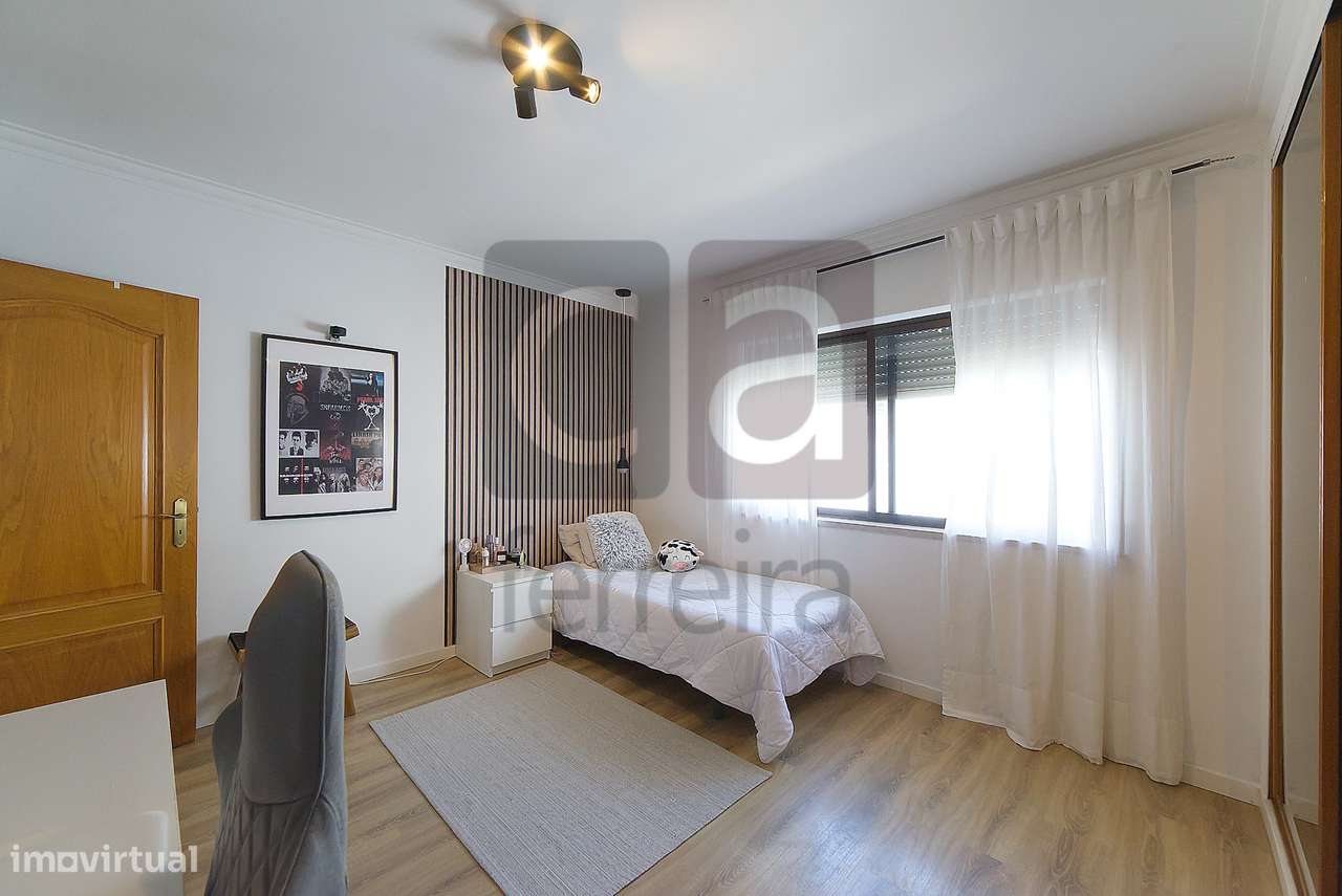 Apartamento T3 boas ãreas junto Hospital de santarém-29