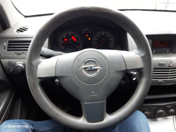 Tablier Opel Astra H (A04) - 2