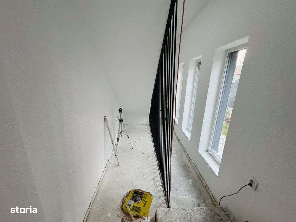 Casa tip Duplex,4 Camere,Semifinisat,100 mp,Teren 150 mp,Parcare, Cale - Imagine principală: 5/12