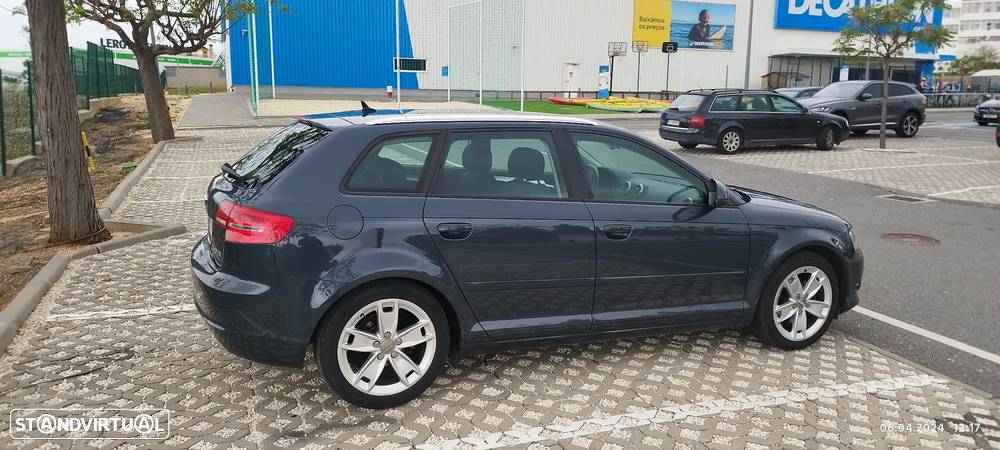 Audi A3 Sportback 2.0 TDi DSG - 5