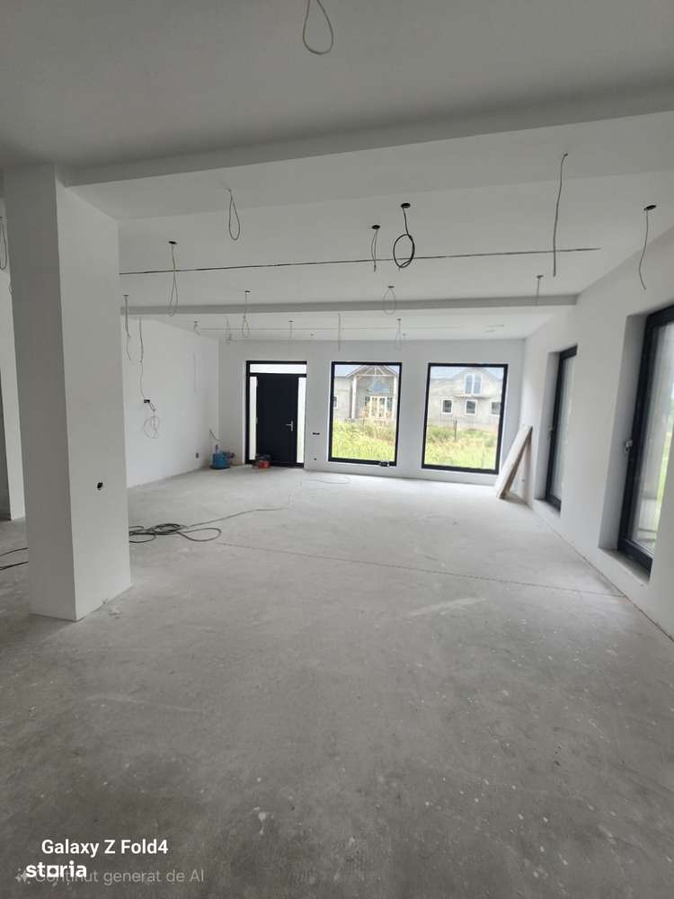 De Vanzare Casa zona Varsatura - Imagine principală: 2/13