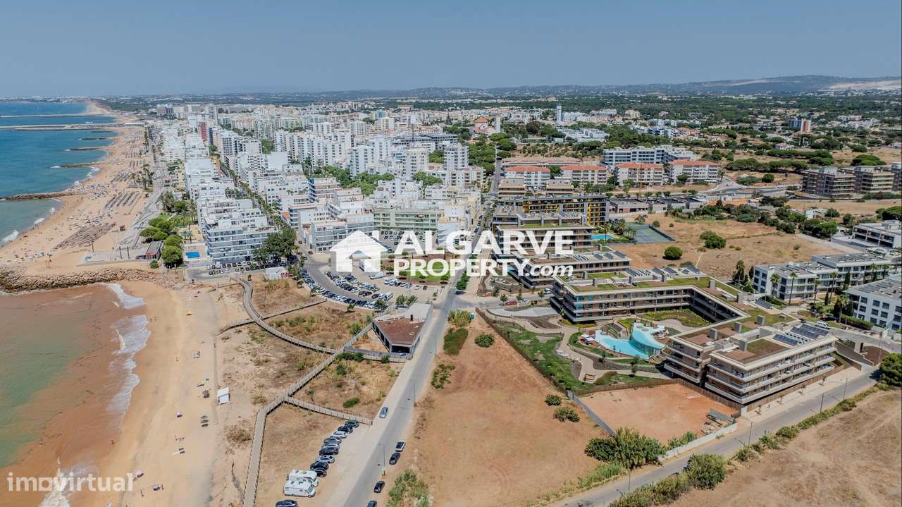 Luxuoso apartamento T2 novo em frente à Praia de Quarteira, Algarve-33