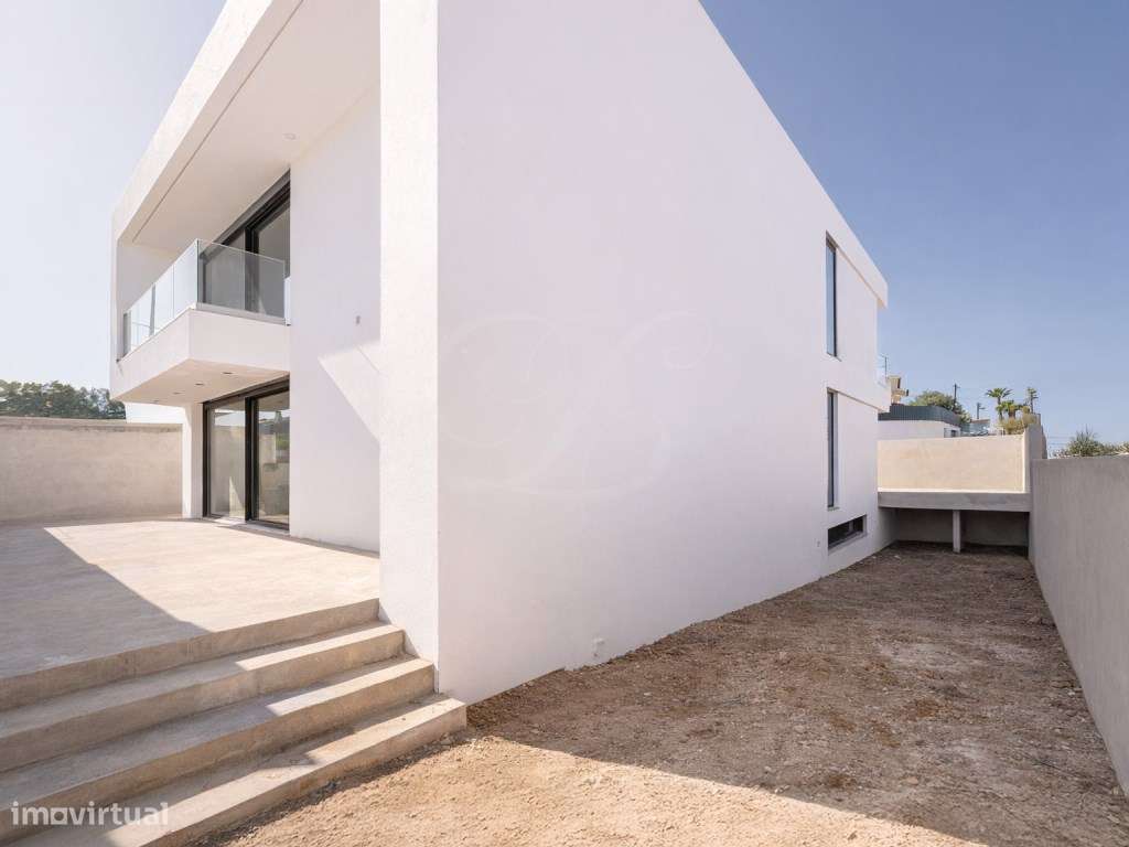 Moradia T4 c/ Piscina e Zona Lounge | Cascais - Grande imagem: 4/31