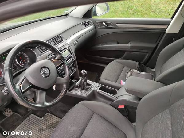 Skoda Superb 2.0 TDI Active - 8