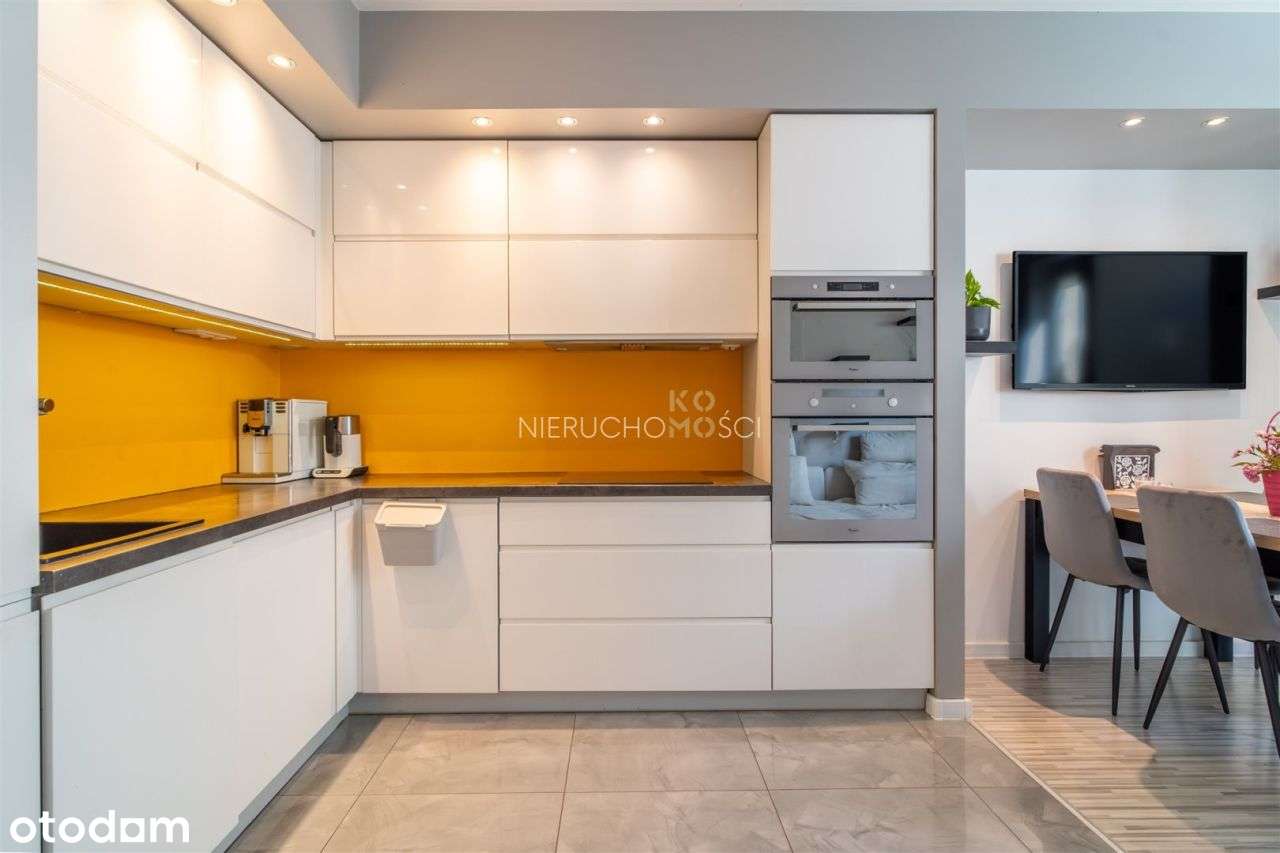 Duży taras / 2 miejsca garażowe / kom. lok. / Nowe-1