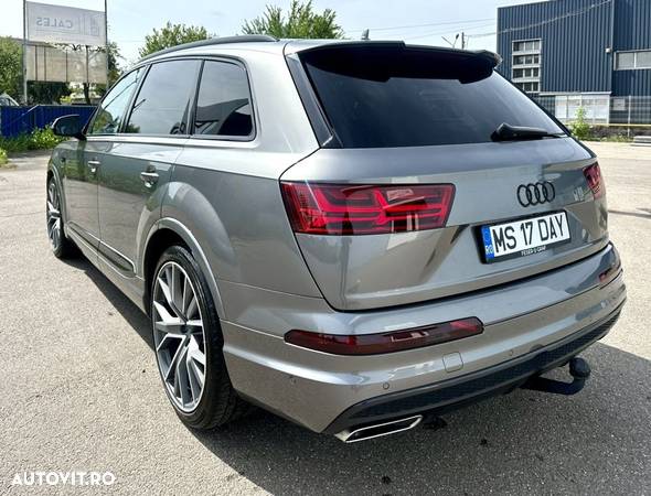 Audi Q7 - 5