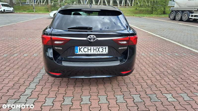 Toyota Avensis Touring Sports 1.8 Comfort - 7