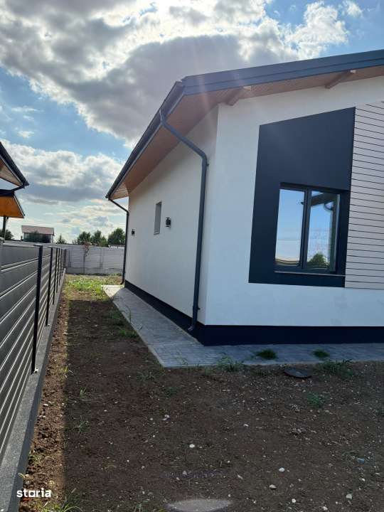 Casa Frumusani acte gata - Imagine principală: 5/8