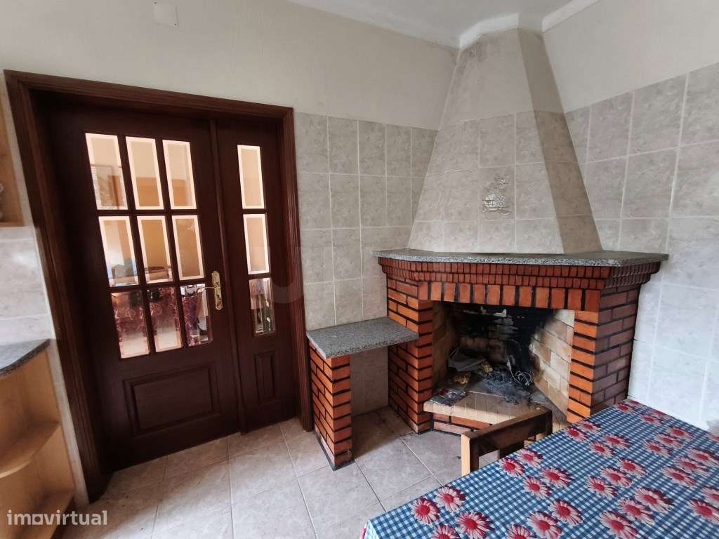 Moradia acolhedora, em aldeia tranquila e pronta a habitar - Grande imagem: 4/28