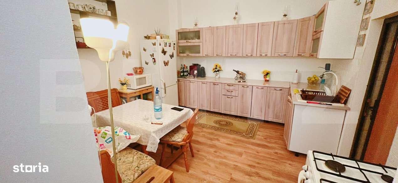 Casa in Moreni (exterior Vest)  si 2000 mp de teren - Imagine principală: 2/19