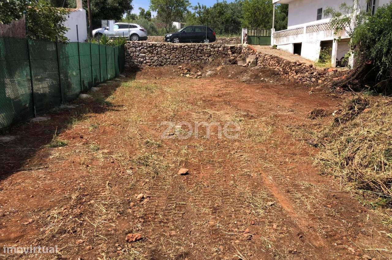 Terreno com projeto aprovado para uma moradia - Benafim - Grande imagem: 2/24