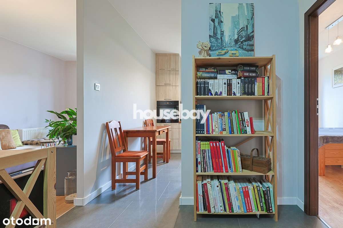 Wygodne 2 pokoje, osobna kuchnia, parking, szybkie wydanie-1