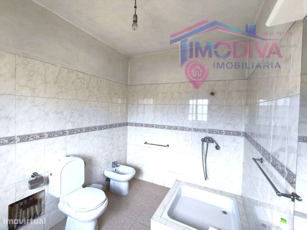 Moradia T3 com Terreno Plano de 1.000 m² a 5 minutos de Figueiró do...-14