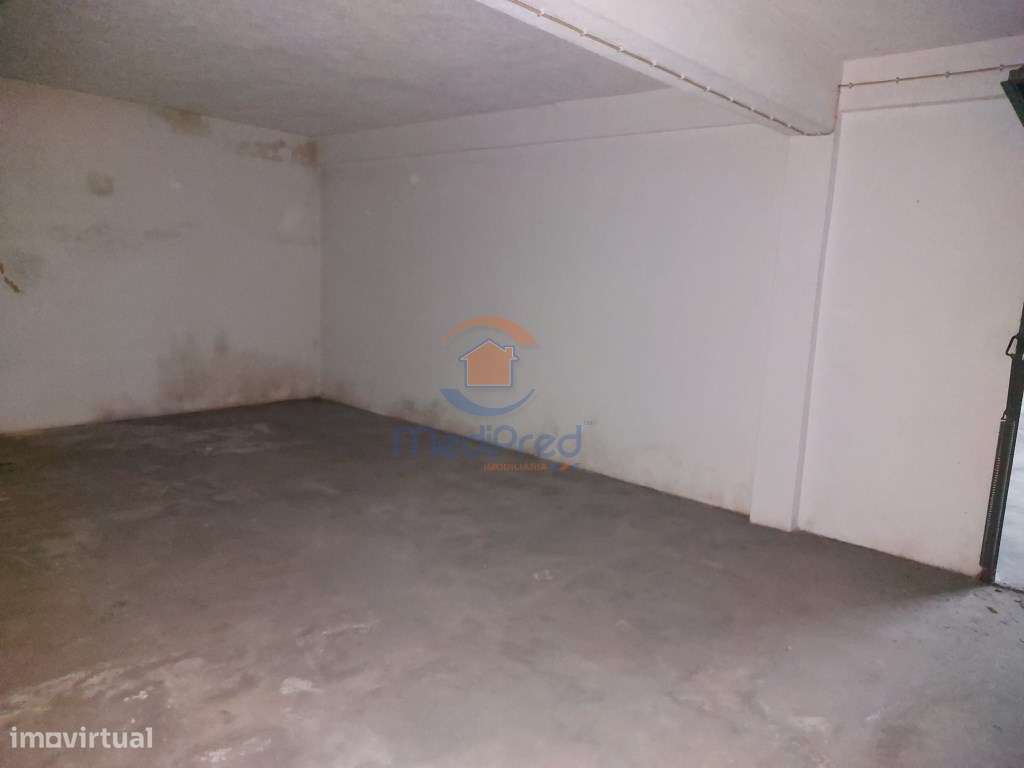 Garagem de 100m2 - Montijo - Grande imagem: 5/5
