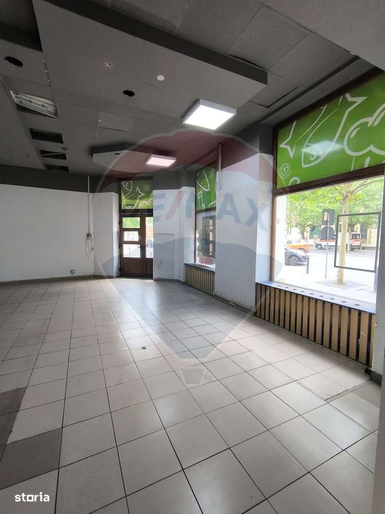 Spațiu comercial semicentral de inchiriat - Imagine principală: 2/9