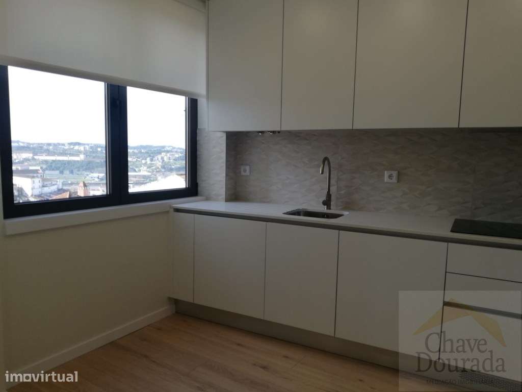 Apartamento T2 totalmente remodelado, em Celas - Grande imagem: 3/18