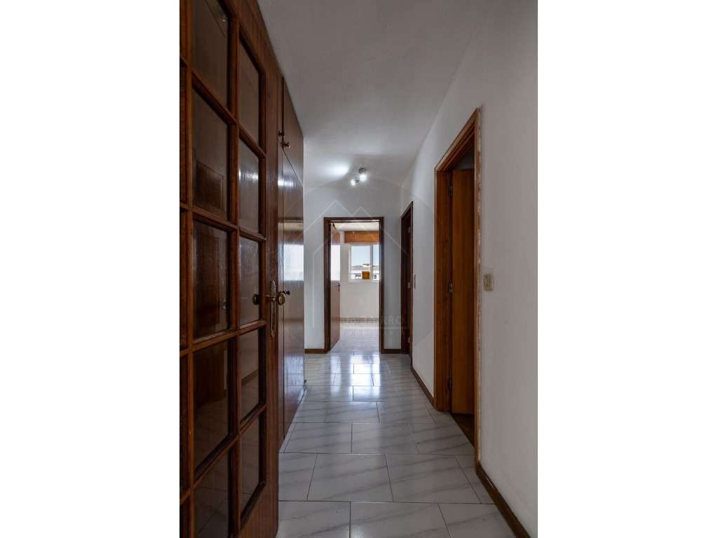Apartamento T3 Vistas desafogadas em Ramalde, Porto-10