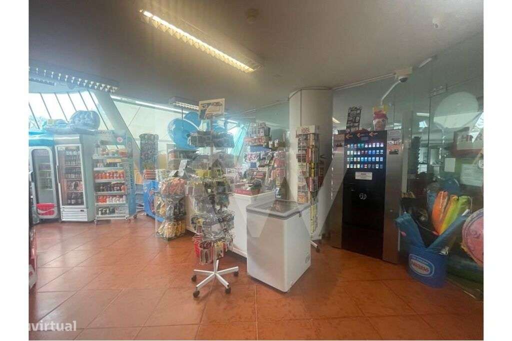 Loja no Hotel Paraíso - Albufeira - Olhos D´Agua - Grande imagem: 2/6