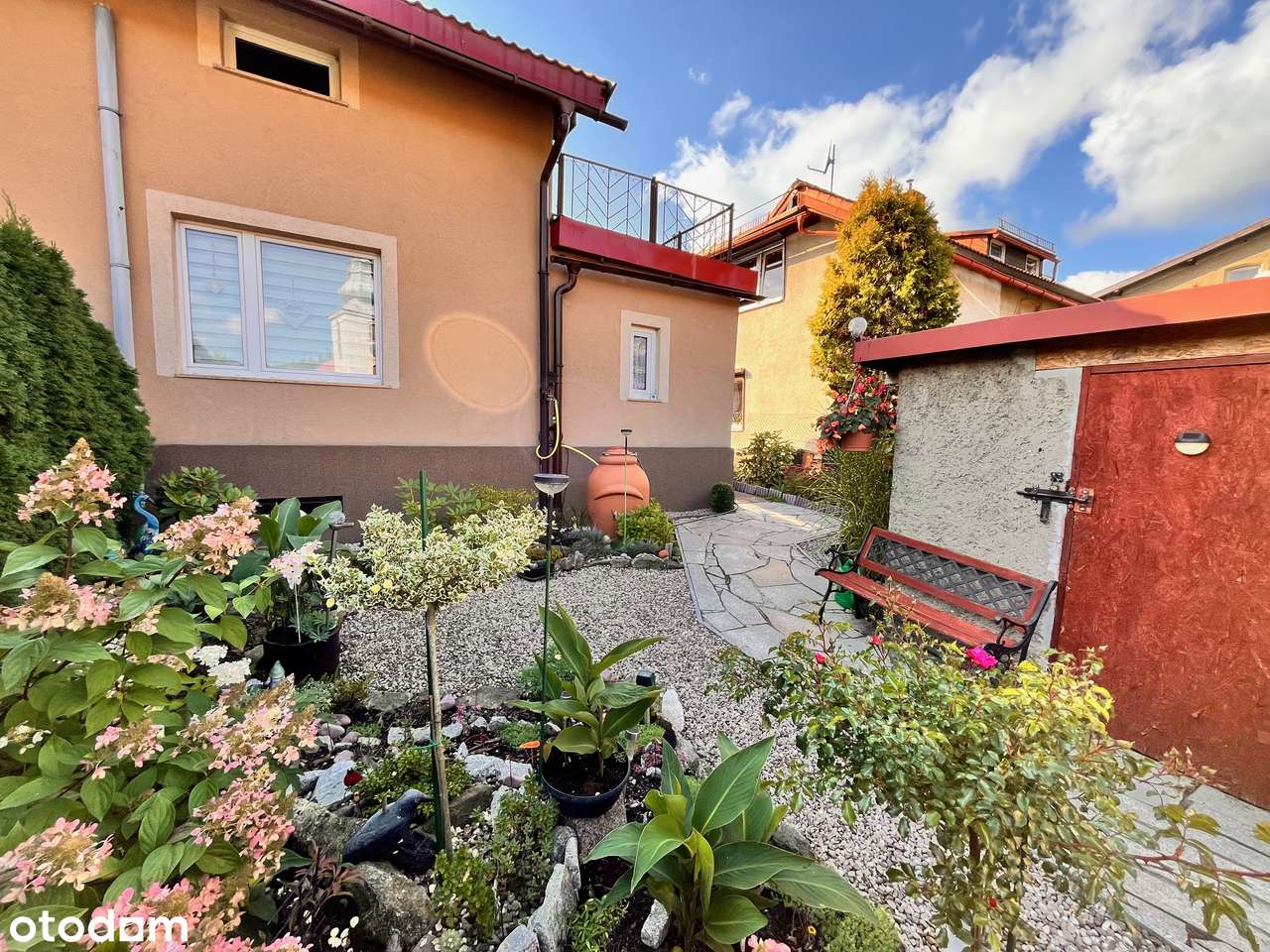 Połowa bliźniaka w Walimiu z uroczym widokiem na Góry Sowie-6