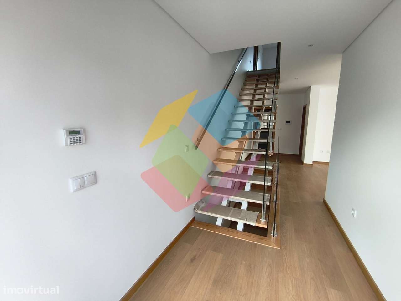 Moradia em Lobão, moderna, luminosa e pensada para o conforto da fam?-16