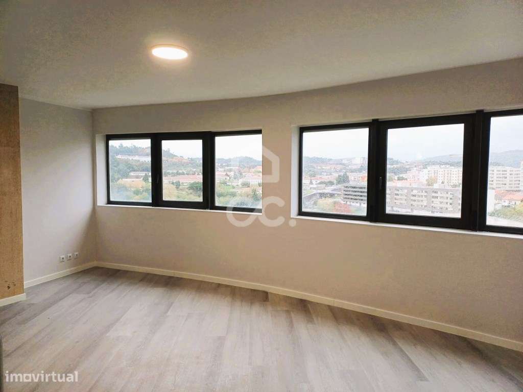 Apartamento T3 Remodelado com Vistas Panorâmicas - São Vicente, Braga-27