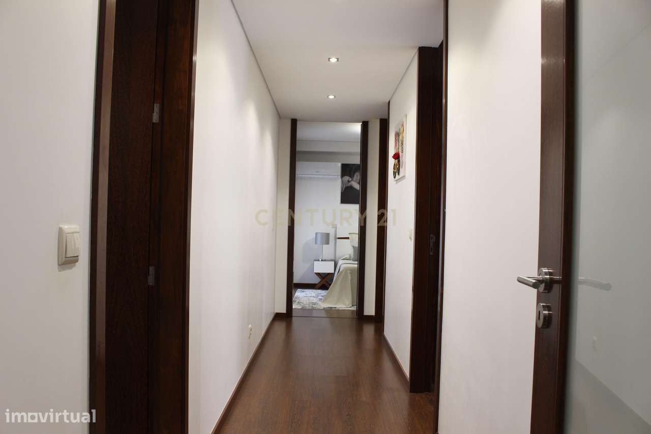 Apartamento T3  no Coração de Penafiel – Conforto e Centralidade-16