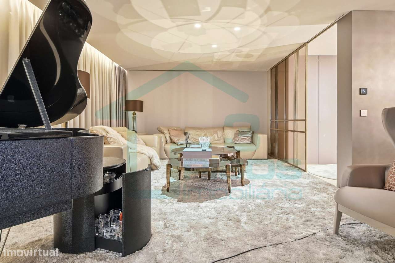 T3 de Luxo a Estrear - Terraço e Garagem - Av. República, Lx-1