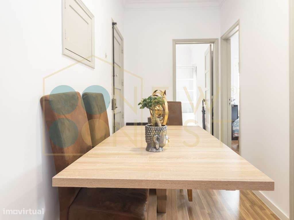 Apartamento T2+1 com excelente luz natural, varanda e logradouro co...-8