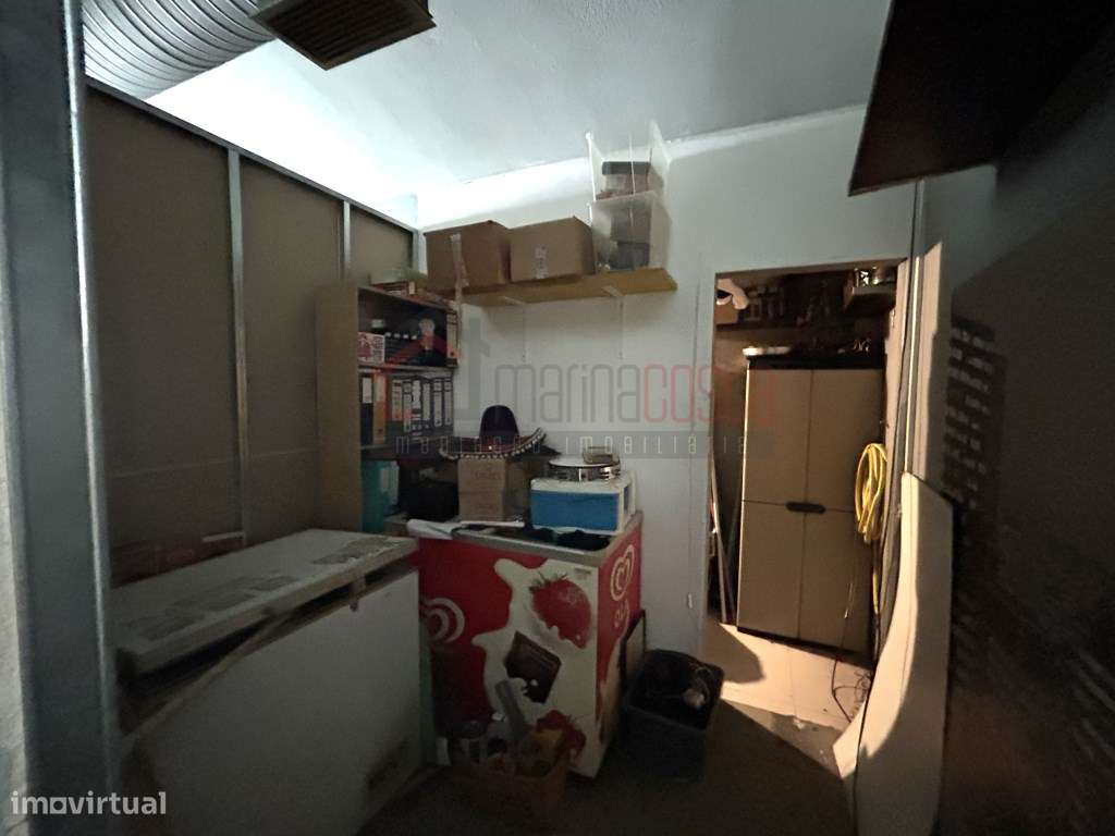 Prédio no Centro Histórico de Peniche-19