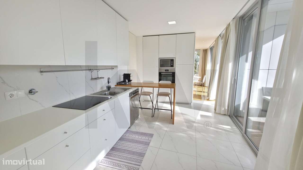 Apartamento T3 Duplex | Pico da Pedra - Vista Mar - Grande imagem: 4/32