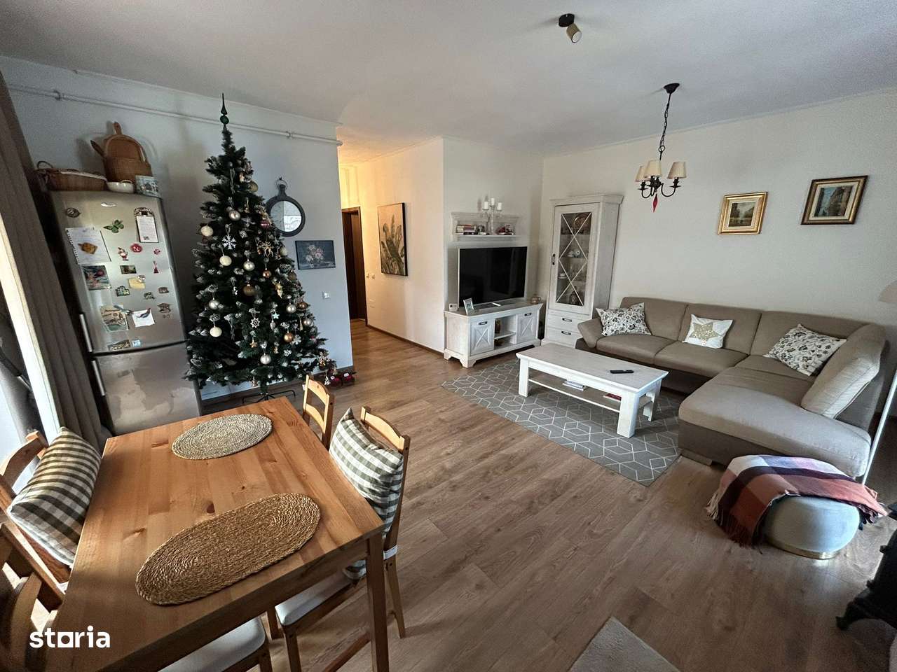 Apartament 2 camere, etaj 5 - zona Gara-0