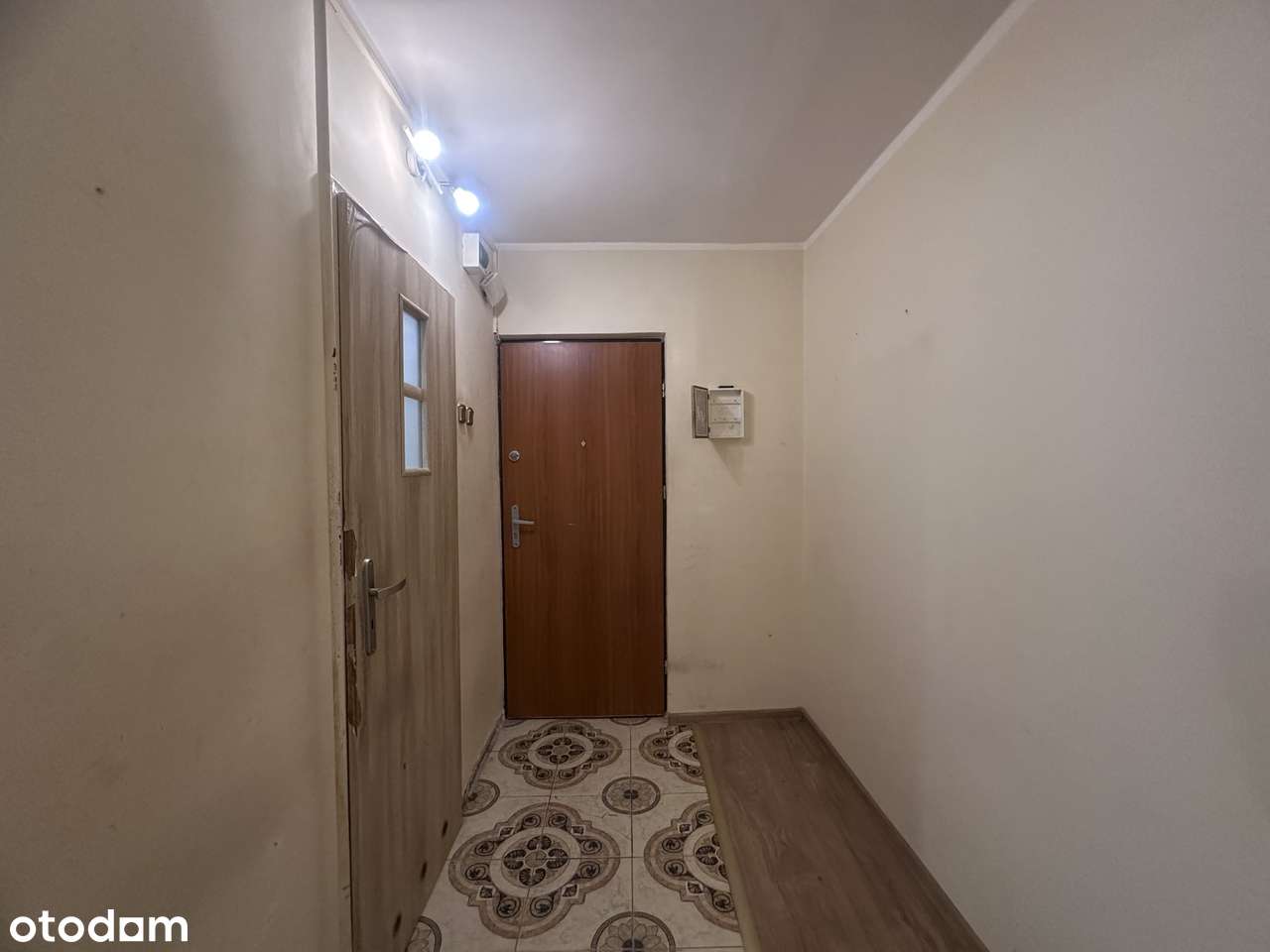 M2, Aleksandrowska, w cichym miejscu-6