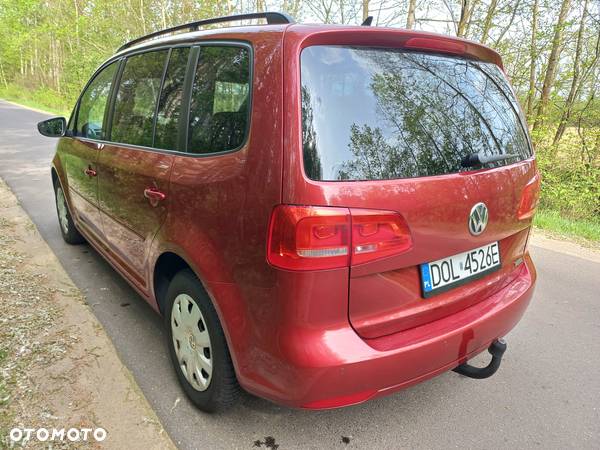 Volkswagen Touran 1.6 TDI DPF BlueMotion Technology Highline - 4